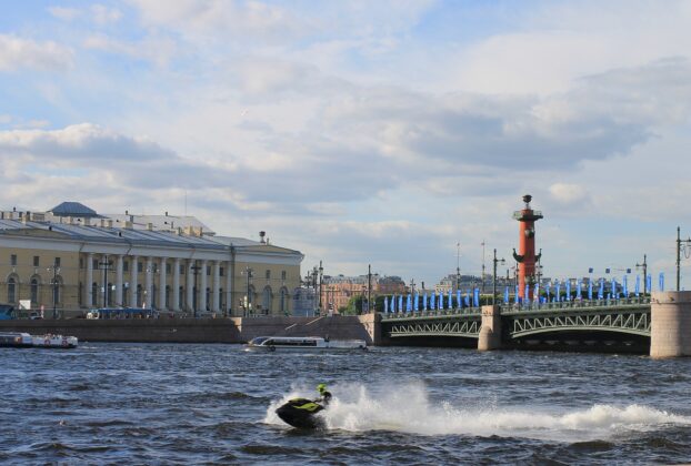 Saint-Petersburg bridges